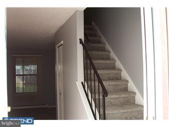 83 Edinshire Road Sicklerville, NJ 08081 - Photo 4 of 8