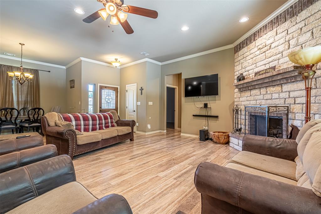712 Spring Meadow Street Stephenville, TX 76401 - Photo 8 of 40