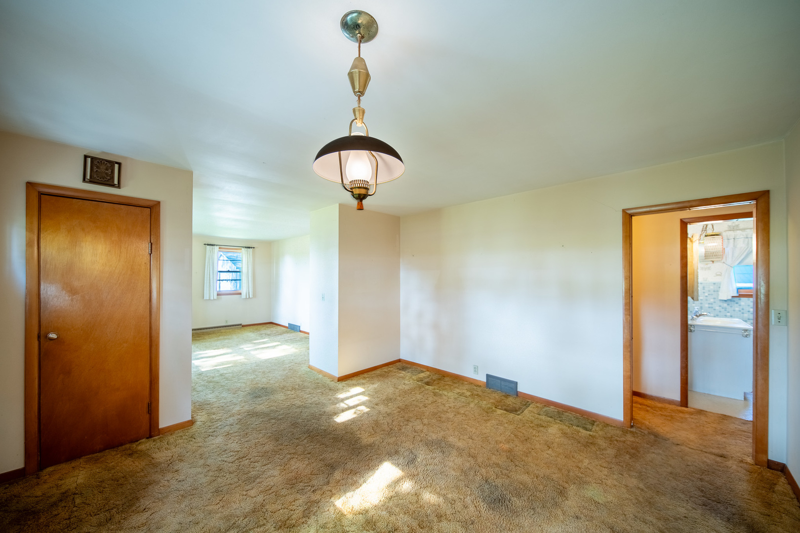 2056 Peek Home Road Dixon, IL 61021 - Photo 2 of 47