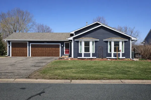 $425,000 | 4201 157th Street West, Rosemount, MN 55068