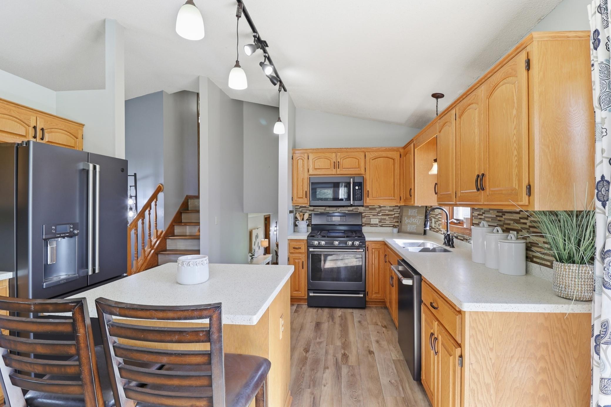 4201 157th Street West Rosemount, MN 55068 - Photo 9 of 37