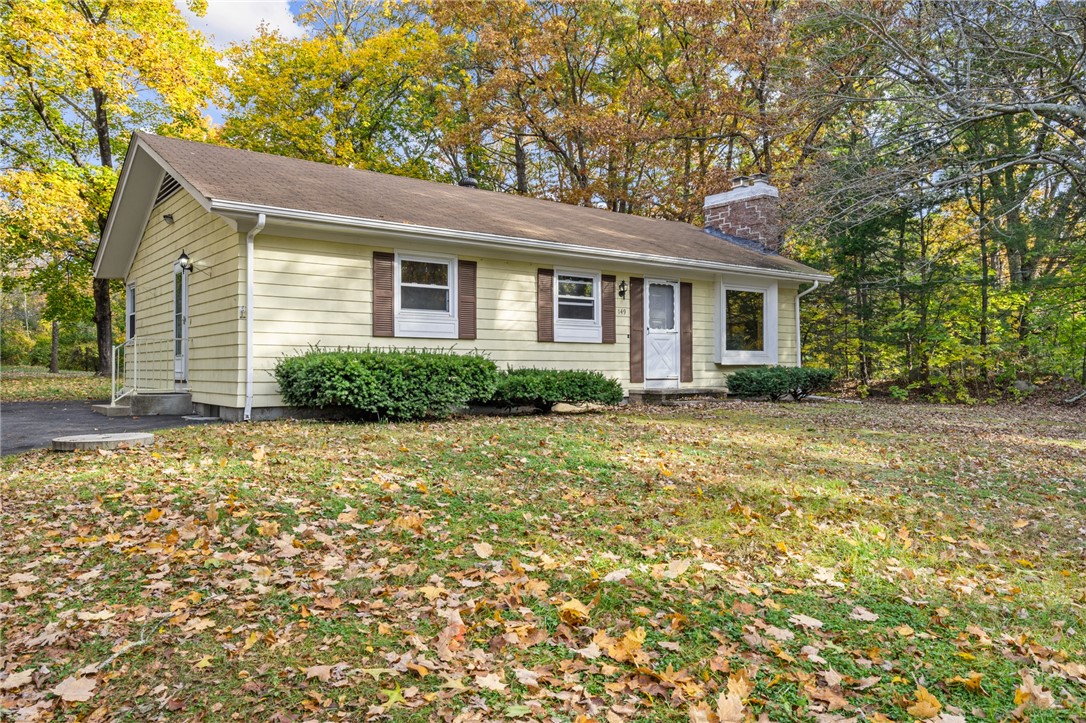 149 Stillwater Road Smithfield, RI 02917 - Photo 5 of 29