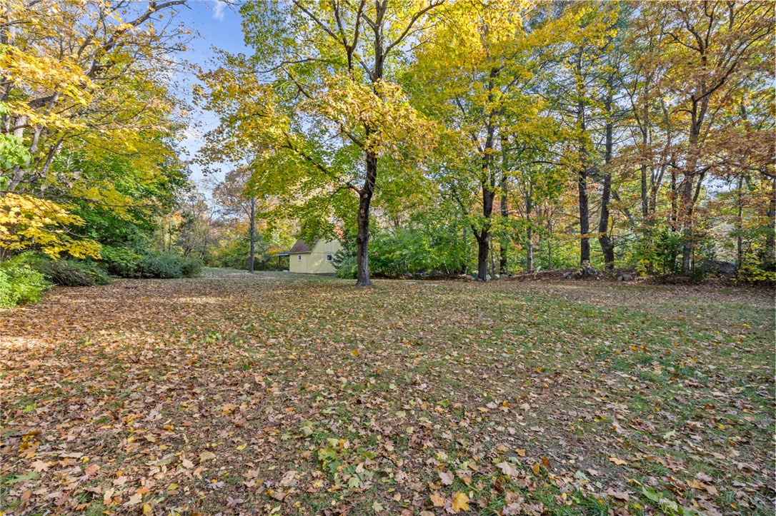 149 Stillwater Road Smithfield, RI 02917 - Photo 7 of 29