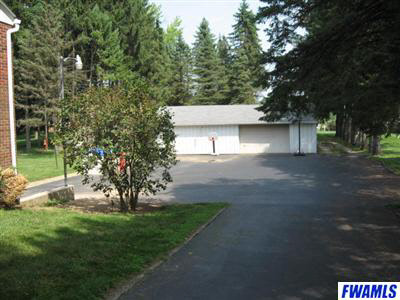 4118 Knoll Road Fort Wayne, IN 46809 - Photo 2 of 20