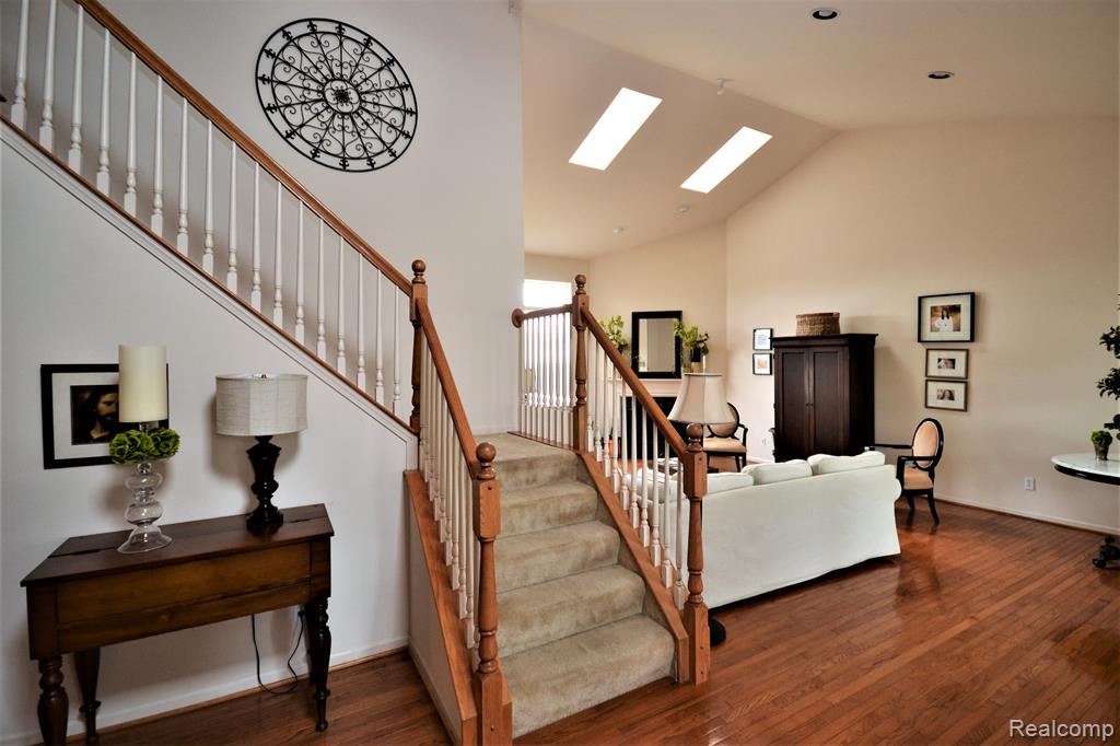 4890 Spring Meadow Drive Clarkston, MI 48348 - Photo 2 of 23