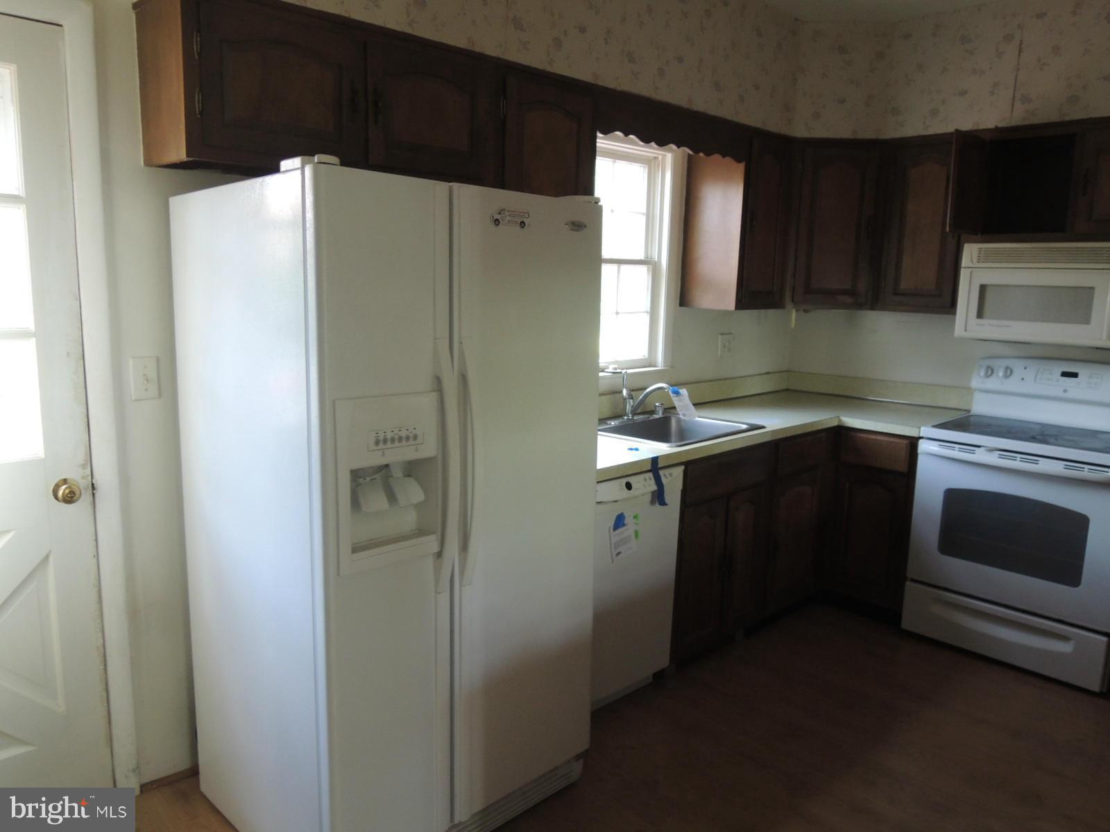 36915 Gaver Mill Road Purcellville, VA 20132 - Photo 17 of 30 Kitchen