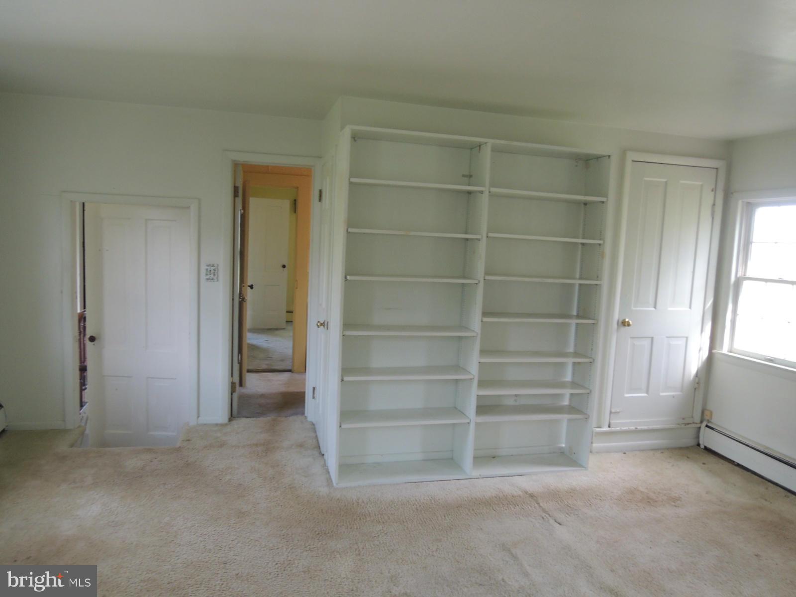 36915 Gaver Mill Road Purcellville, VA 20132 - Photo 20 of 30 Bedroom