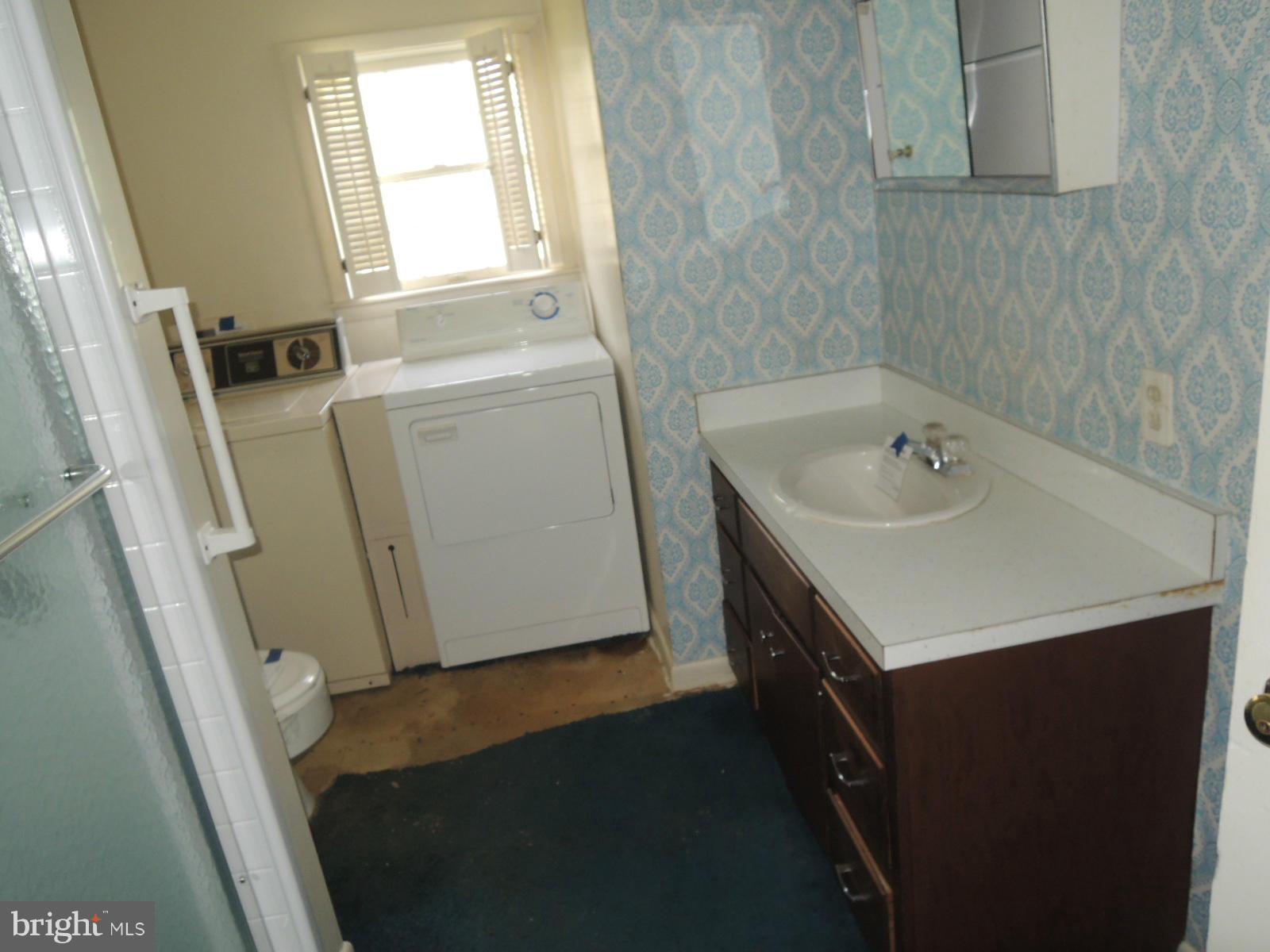 36915 Gaver Mill Road Purcellville, VA 20132 - Photo 24 of 30 Bath