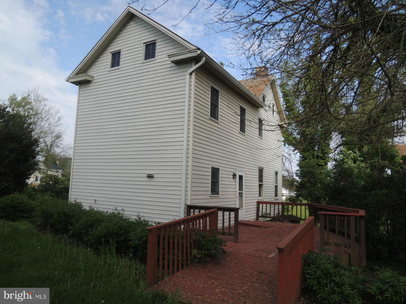 36915 Gaver Mill Road Purcellville, VA 20132 - Photo 5 of 30 Exterior (Rear)
