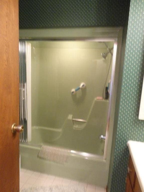131 Old Kings Road Cotuit, MA 02635 - Photo 17 of 33 a bathroom with a shower