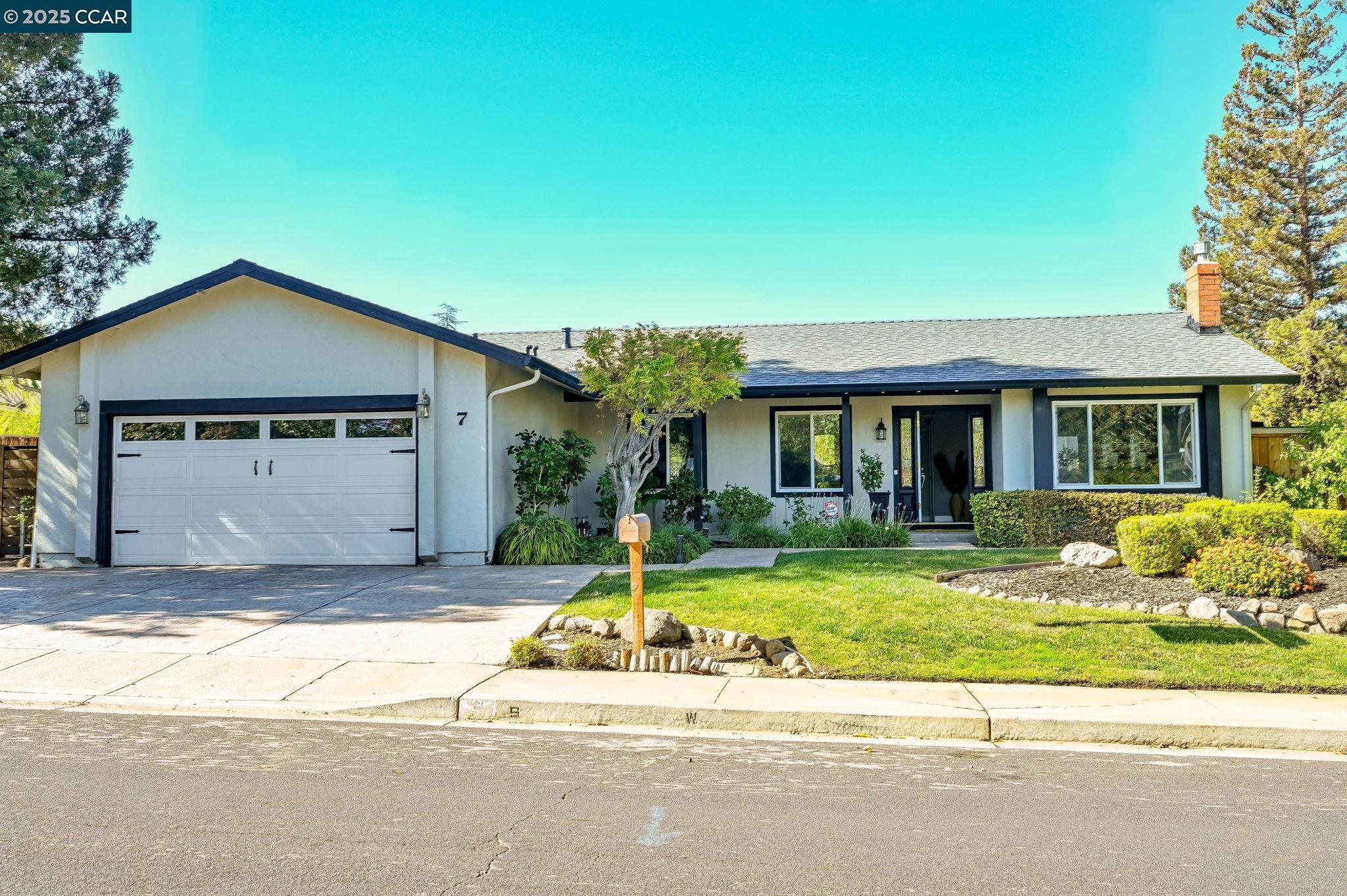 7 Atchinson Stage Road Clayton, CA 94517 - Photo 3 of 37 a view of a house with a swimming pool
