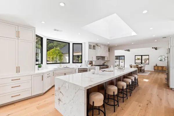 $13,800,000 | 130 Wood Road, Los Gatos, CA 95030