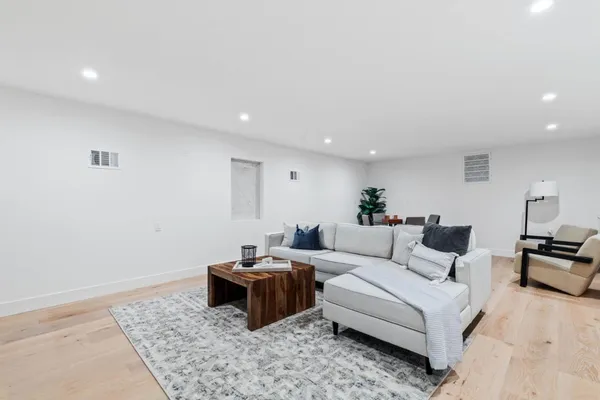 $13,800,000 | 130 Wood Road, Los Gatos, CA 95030