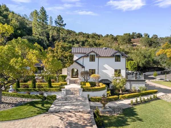 $13,800,000 | 130 Wood Road, Los Gatos, CA 95030