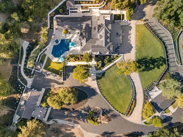 $13,800,000 | 130 Wood Road, Los Gatos, CA 95030