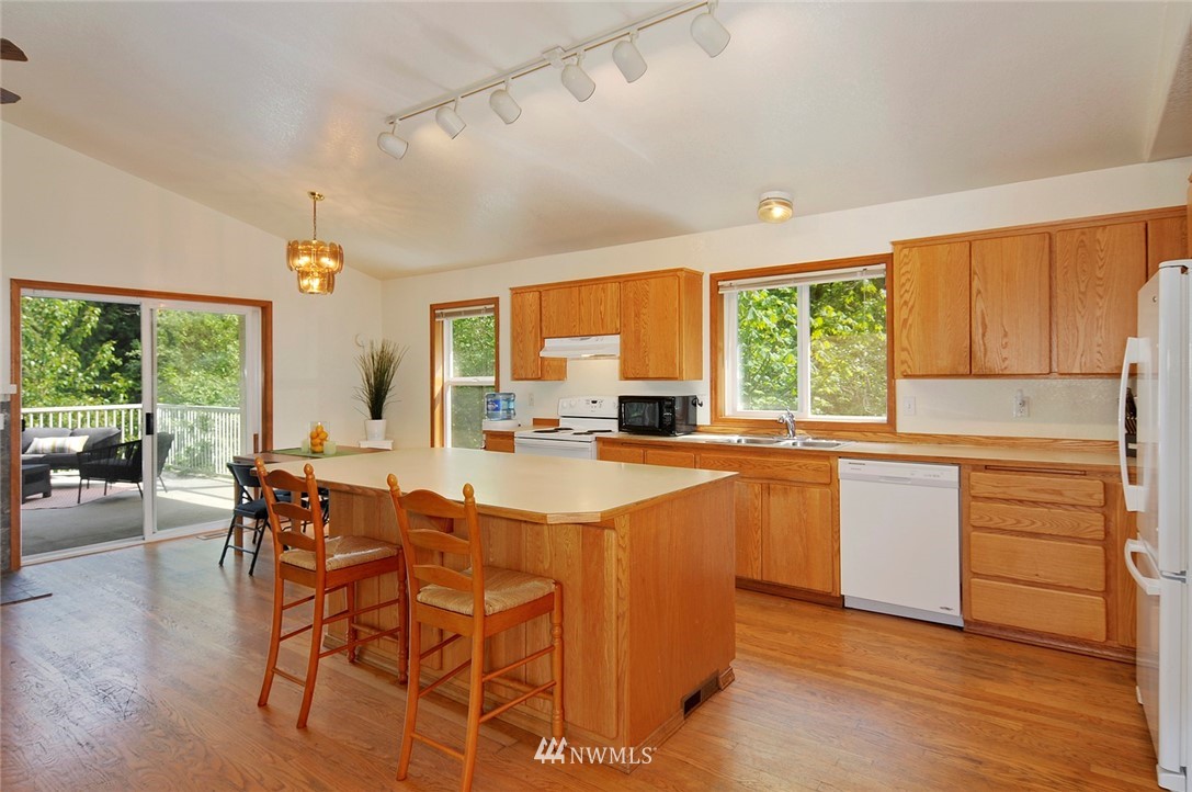 2127 Soper Hill Road Lake Stevens, WA 98258 - Photo 4 of 20