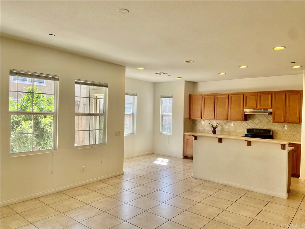 1770 Karley Way Riverside, CA 92501 - Photo 6 of 48 Family room