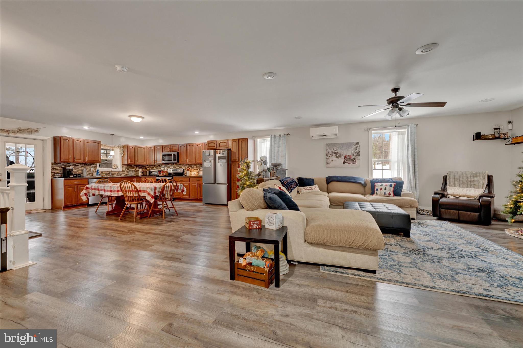 11 Hillside Drive Pine Grove, PA 17963 - Photo 13 of 40