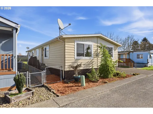 $70,000 | 300 Southwest 7th Avenue, Unit 97, Battle Ground, WA 98604