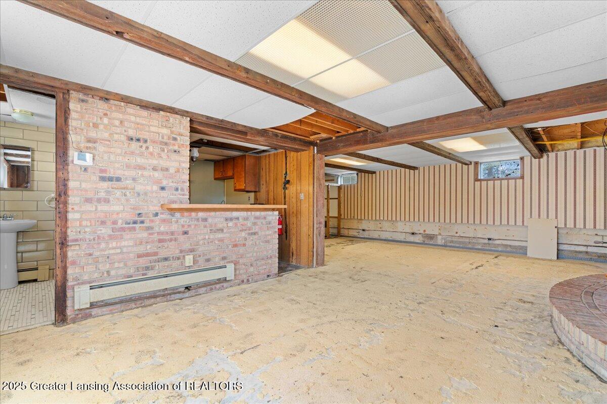 16170 South Wacousta Road Grand Ledge, MI 48837 - Photo 15 of 56 42-Media Jett - 41
