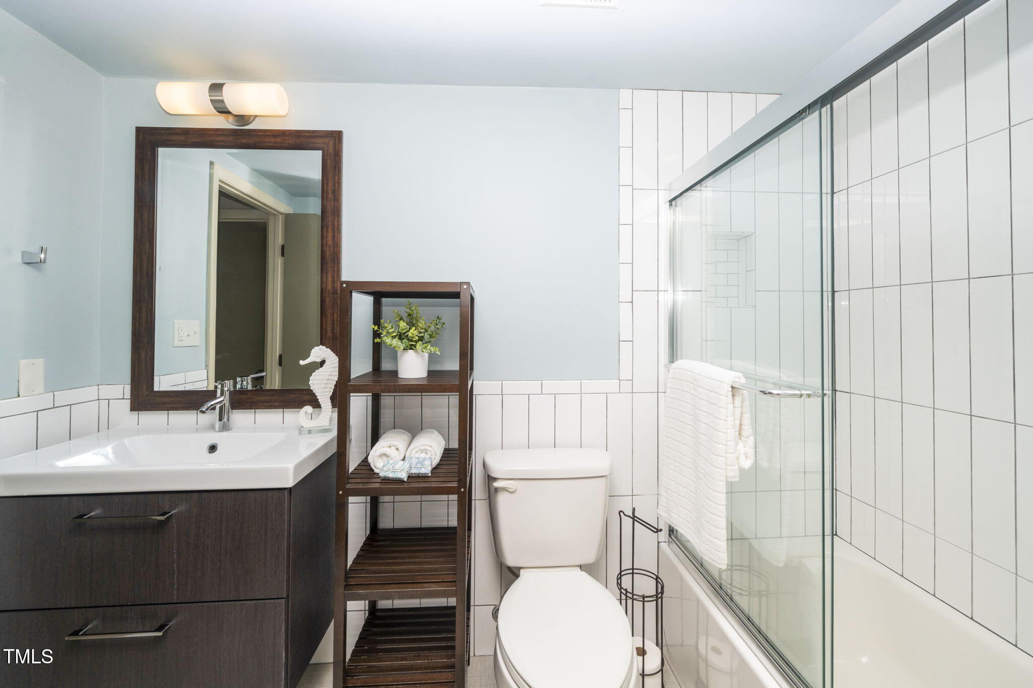 4649 Edwards Mill Road Raleigh, NC 27612 - Photo 24 of 31 24HallBath