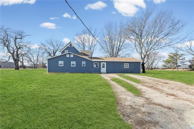 $357,500 | 7288 West 1800th Road, Parker, KS 66072