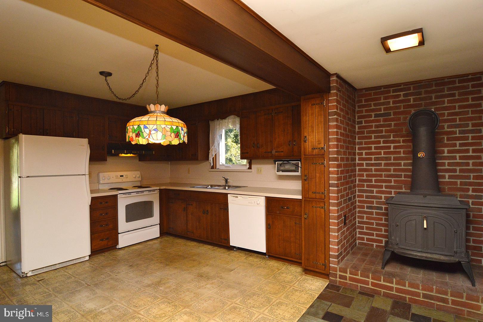 1808 Mount Laurel Road Temple, PA 19560 - Photo 15 of 45 Gallery Image 15