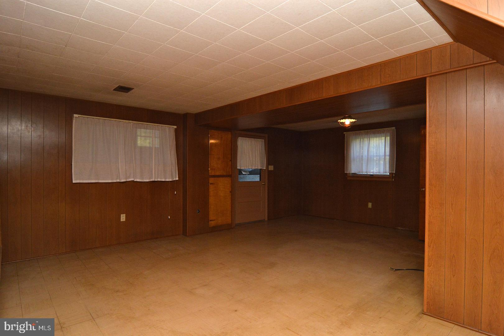 1808 Mount Laurel Road Temple, PA 19560 - Photo 31 of 45 Gallery Image 31