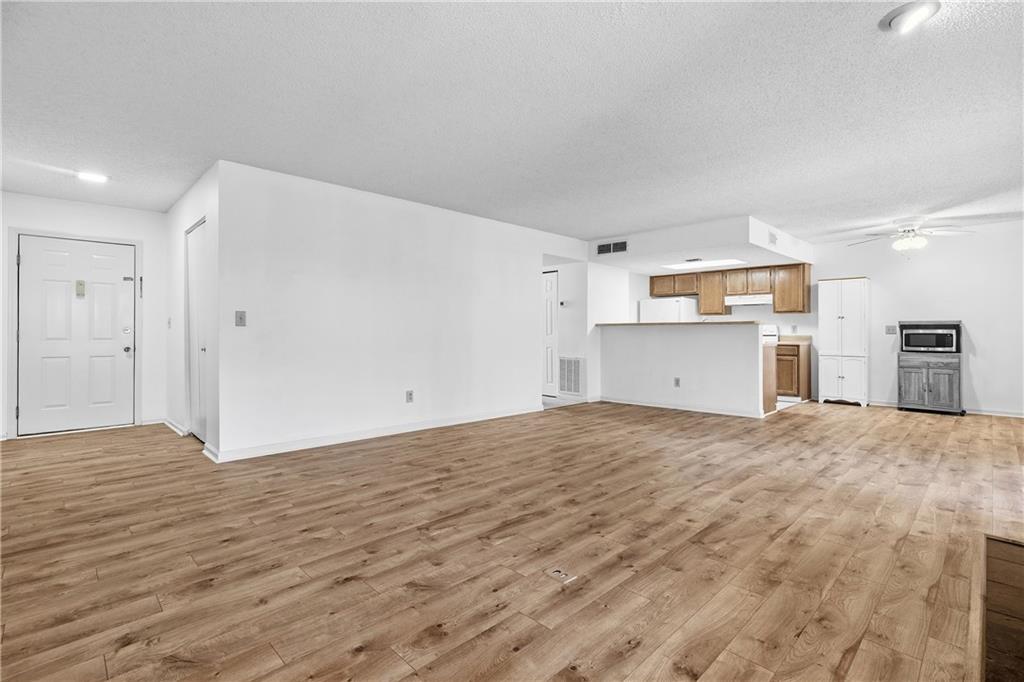 4055 Whitehall Way Alpharetta, GA 30004 - Photo 10 of 27