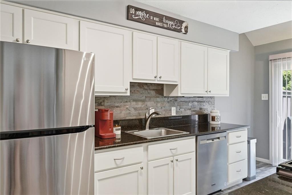 329 Spring Run Drive Monroeville, PA 15146 - Photo 21 of 40