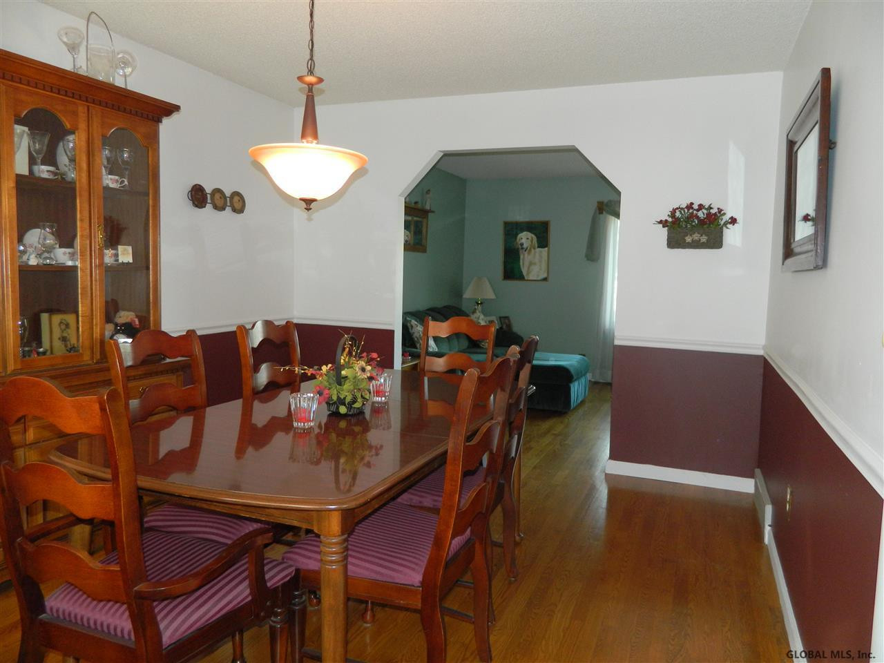 9 Riesling Road Colonie, NY 12309 - Photo 7 of 21 Photo 7
