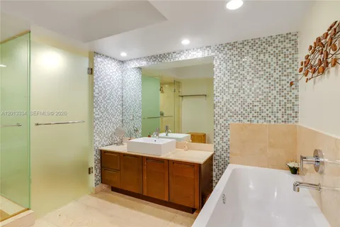 $899,000 | 150 Sunny Isles Boulevard, Unit 11603, Sunny Isles Beach, FL 33160