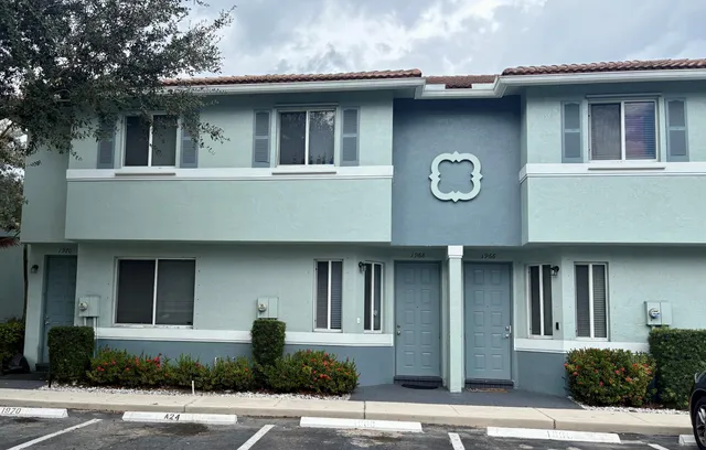 $260,000 | 1966 Alamanda Way, Riviera Beach, FL 33404