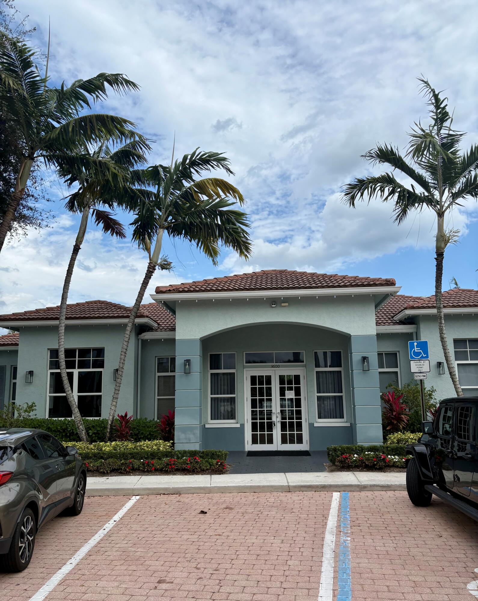 1966 Alamanda Way Riviera Beach, FL 33404 - Photo 20 of 25 Clubhouse