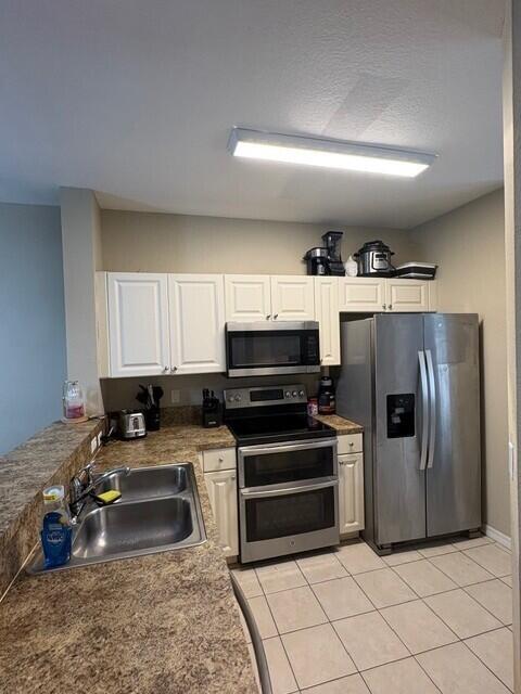 1966 Alamanda Way Riviera Beach, FL 33404 - Photo 3 of 25 New 2