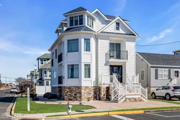 $10,000 | 550 Whiting Avenue, Manasquan, NJ 08736