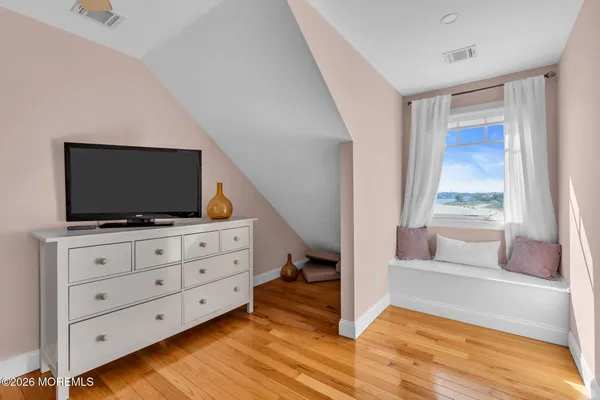 $10,000 | 550 Whiting Avenue, Manasquan, NJ 08736