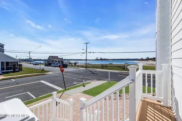 $10,000 | 550 Whiting Avenue, Manasquan, NJ 08736