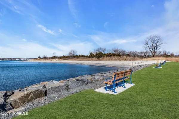 $10,000 | 550 Whiting Avenue, Manasquan, NJ 08736