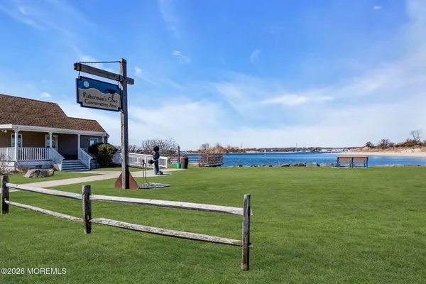 $10,000 | 550 Whiting Avenue, Manasquan, NJ 08736