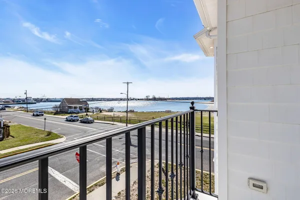 $10,000 | 550 Whiting Avenue, Manasquan, NJ 08736