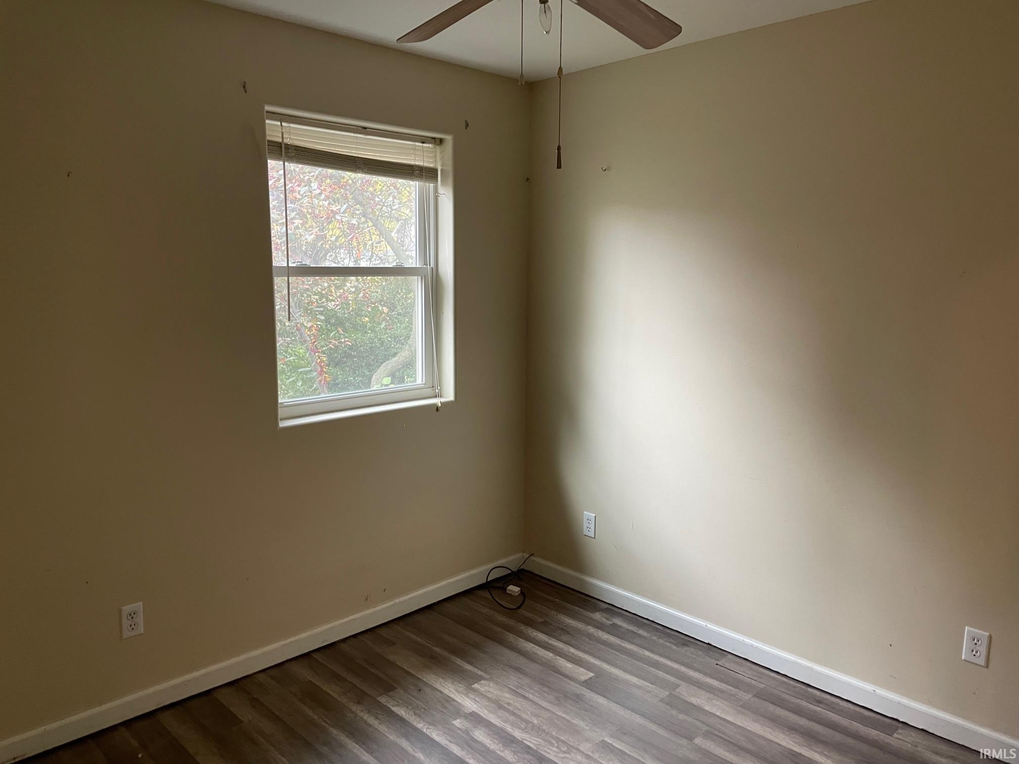 213 Fulton Avenue Rochester, IN 46975 - Photo 5 of 13