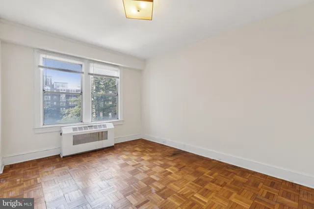 $298,000 | 4000 Cathedral Avenue Northwest, Unit 605B, Washington, DC 20016