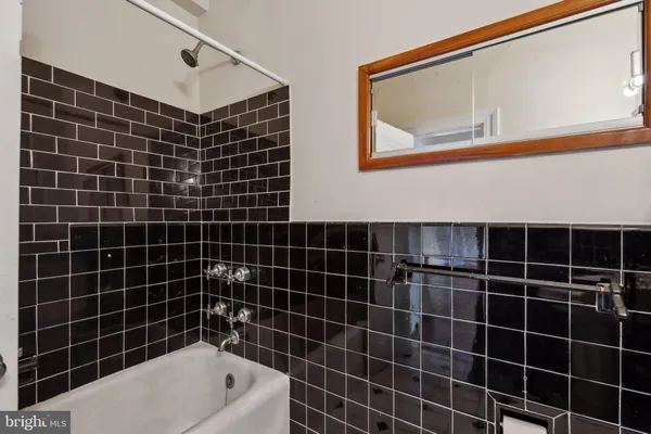 $298,000 | 4000 Cathedral Avenue Northwest, Unit 605B, Washington, DC 20016