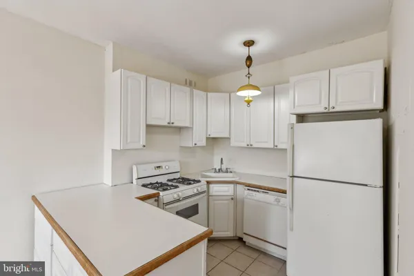$298,000 | 4000 Cathedral Avenue Northwest, Unit 605B, Washington, DC 20016