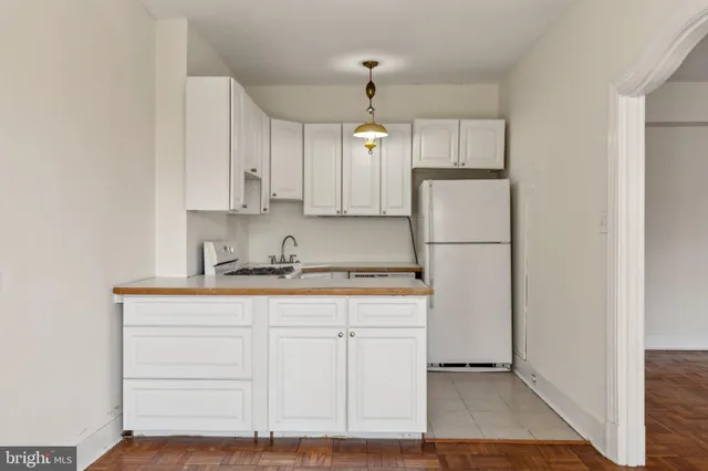 $298,000 | 4000 Cathedral Avenue Northwest, Unit 605B, Washington, DC 20016