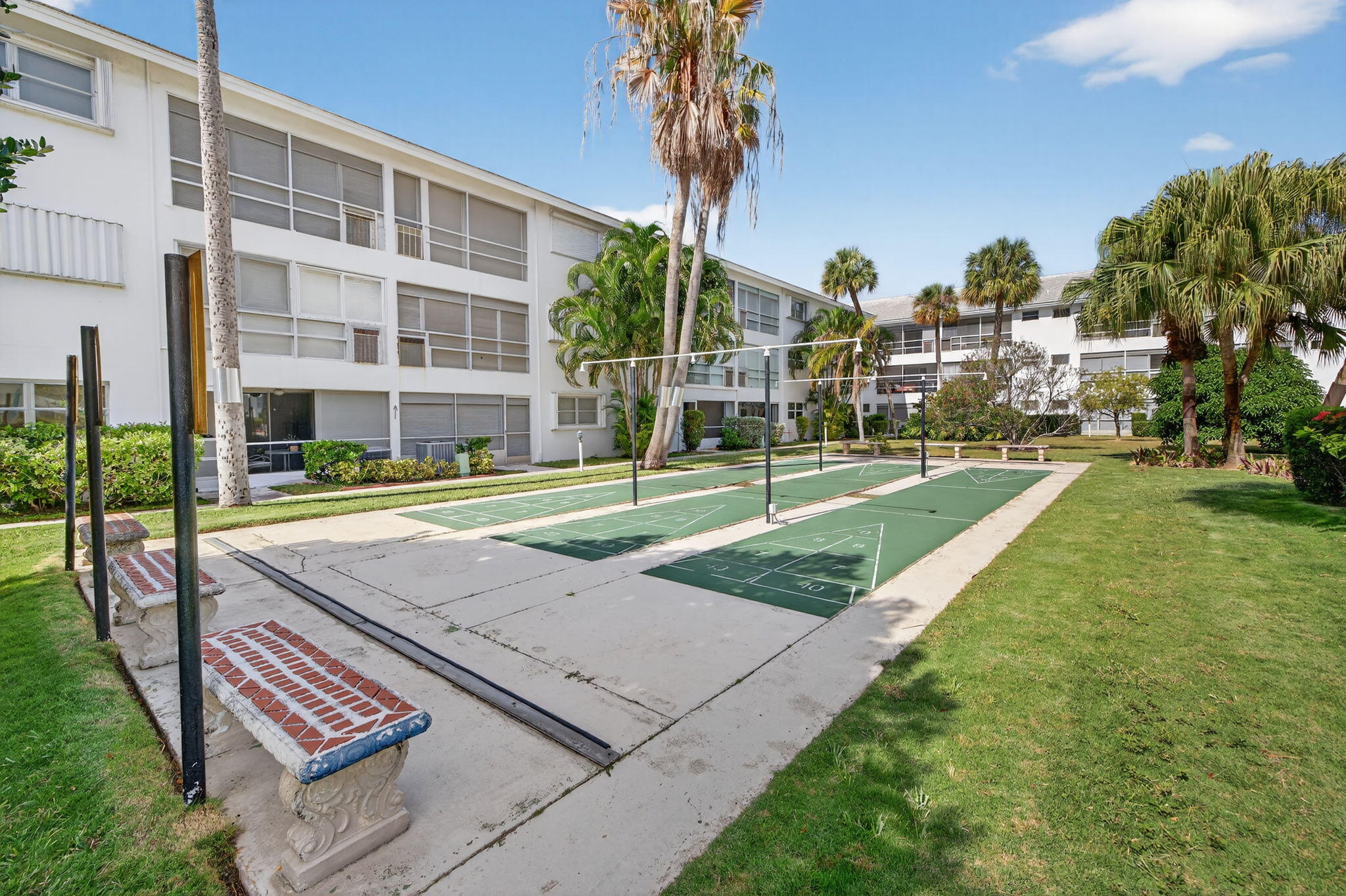 2050 Northeast 39th Street, Unit S210 Lighthouse Point, FL 33064 - Photo 28 of 46 a view of a basketball court