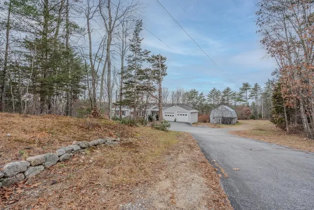 $499,900 | 141 Raymond Road, Deerfield, NH 03037