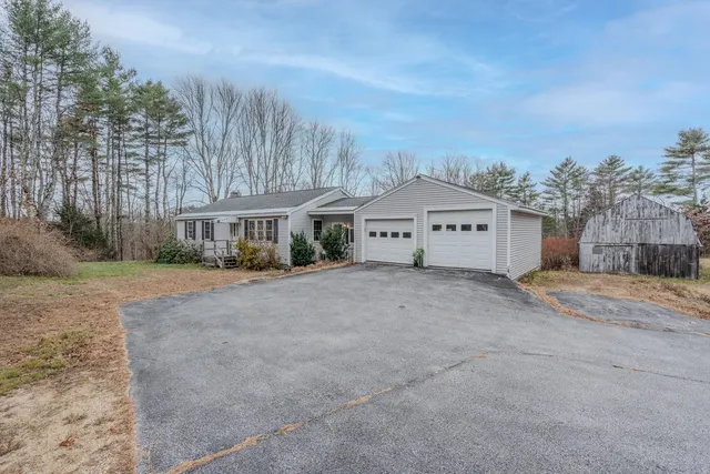 $499,900 | 141 Raymond Road, Deerfield, NH 03037