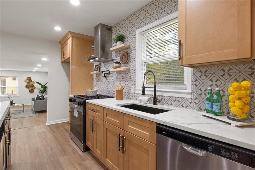 2995 Katherine Valley Road Decatur, GA 30032 - Photo 17 of 34